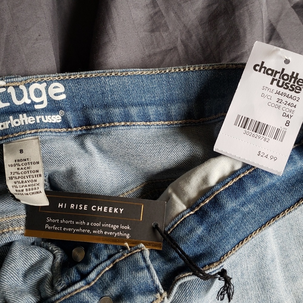 NWT Refuge Shorts - Picture 3 of 3